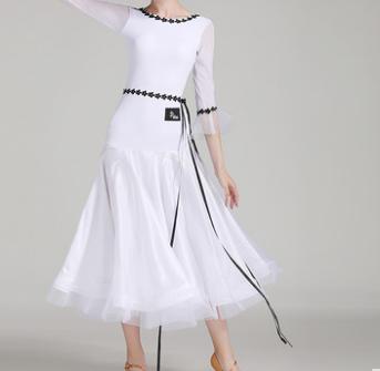 珊珠服飾 零售新主張，視覺營銷的藝術與魅力